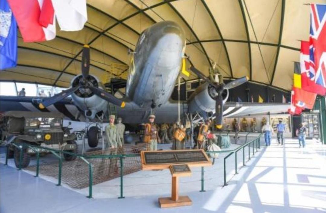 לינה וארוחת בוקר Saint-Come-du-Mont Domaine Du D-Day מראה חיצוני תמונה
